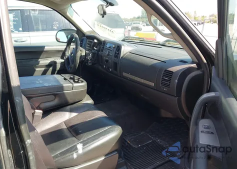 2011 Chevrolet Silverado 1500 Lt z USA, uszkodzony, nr VIN 1GCRCSE03BZ435127